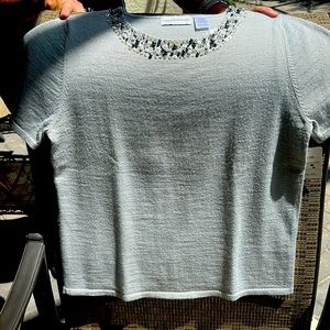 Alfred Dunner Grey size small embellished sparkly short sleeve sweater